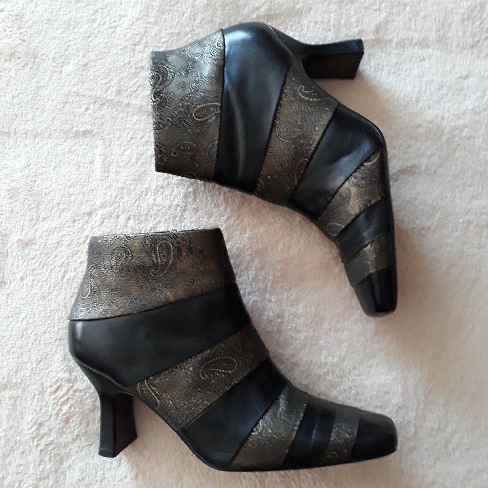 Monzo & Franco Booties with Paisley Detail